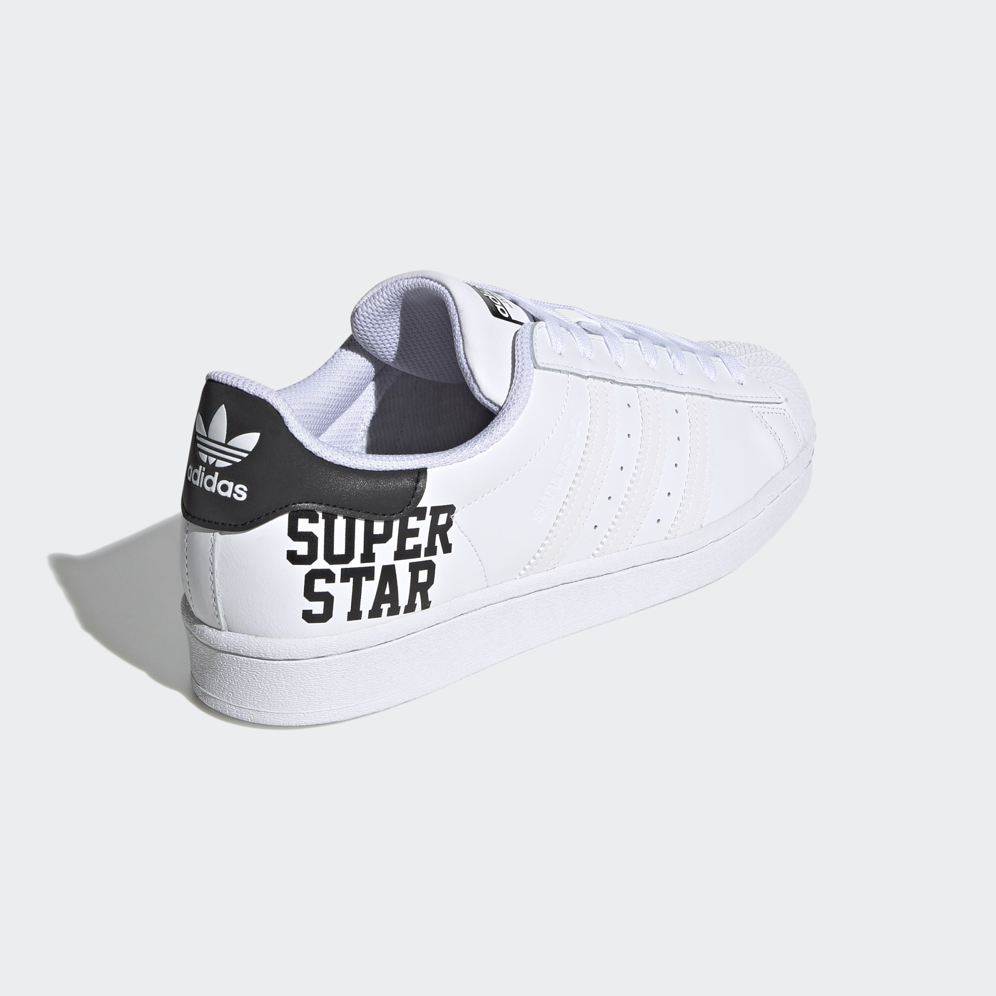 Adidas Superstar